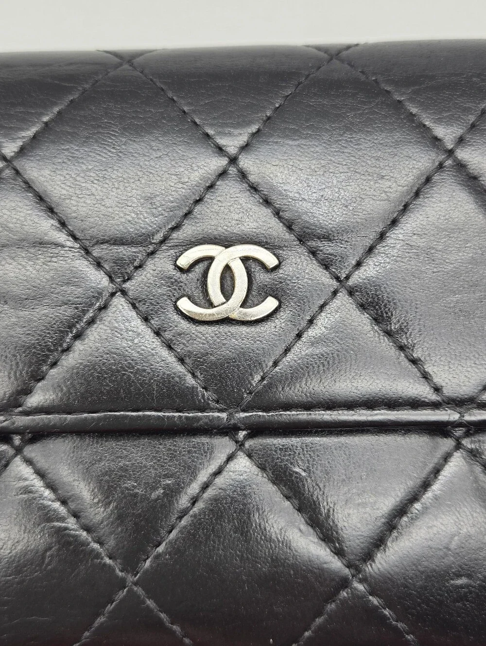 🖤CHANEL Authentic Black Quilted Leather Flap Wallet with Silver CC🖤